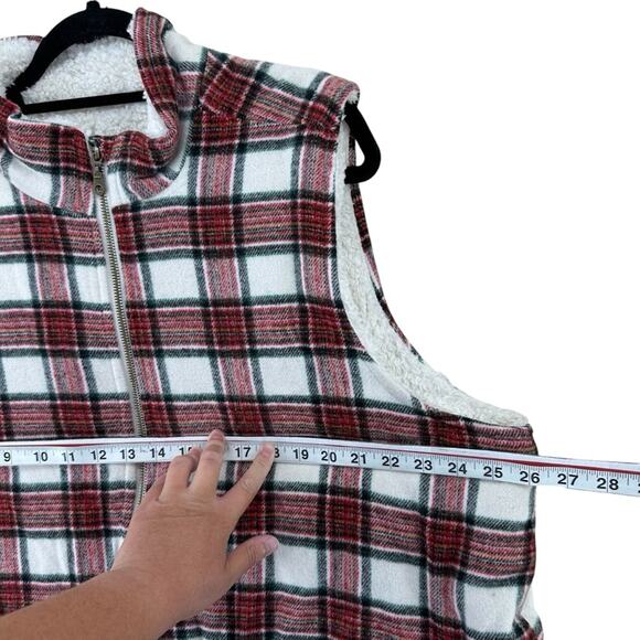 NWT Maurices plaid check Sherpa faux fur lined full zip vest women’s size 2x - Picture 8 of 8
